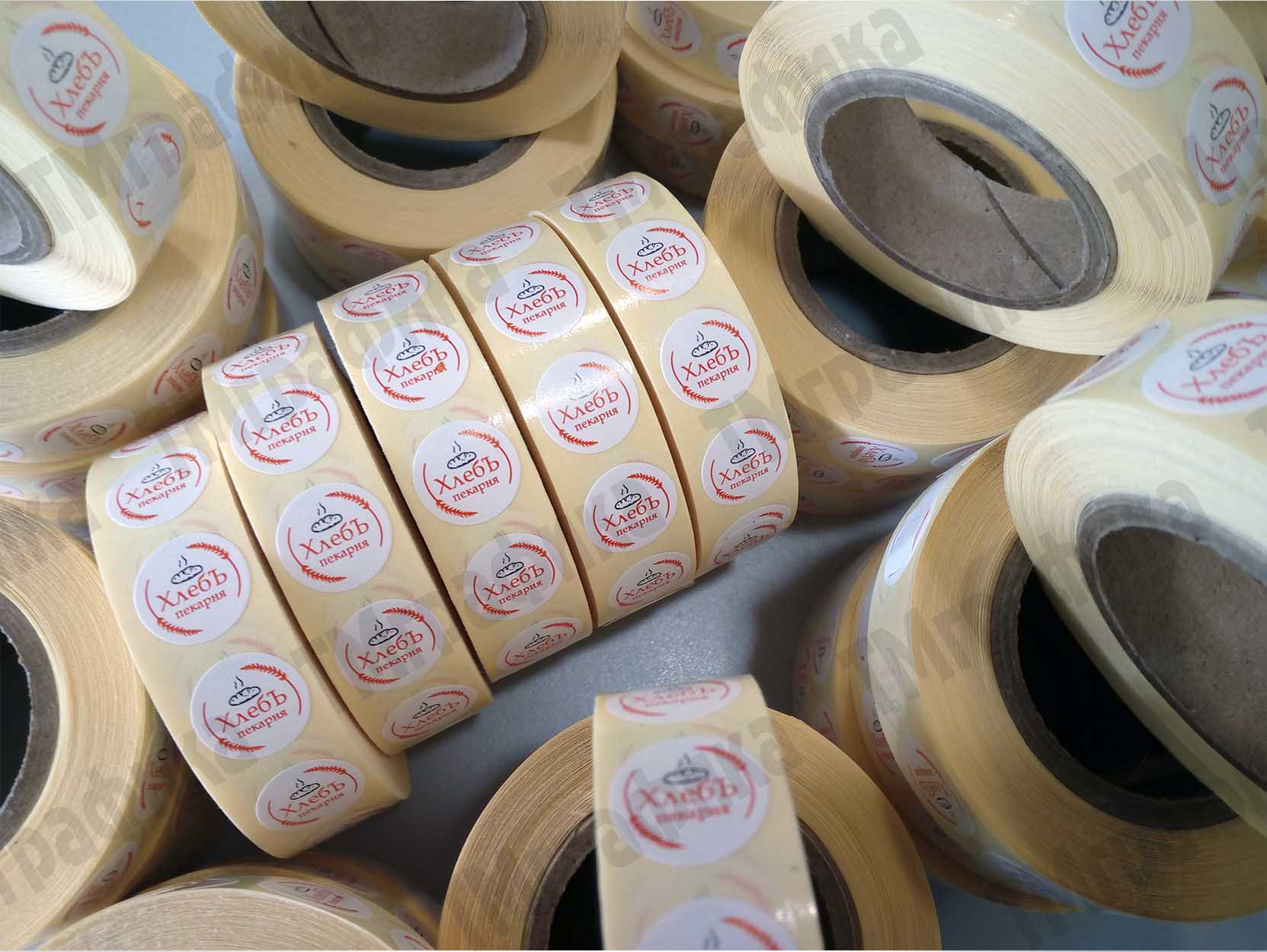 производство этикеток в рулоне