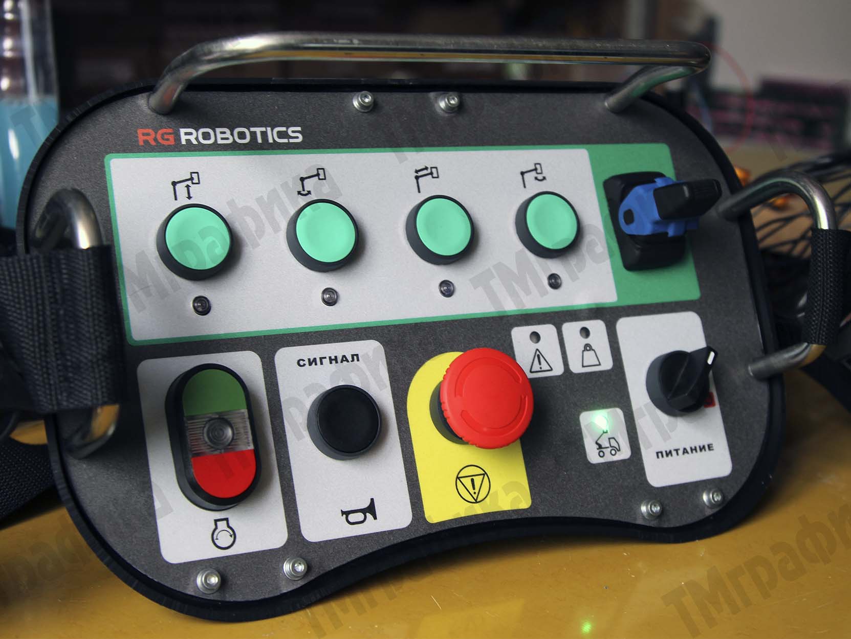 6-licevye-plenochnye-paneli